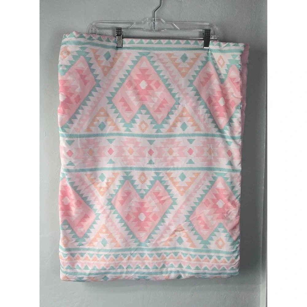 Carters Kids Southwestern Geometric Print Pink Teal Comforter 41.5